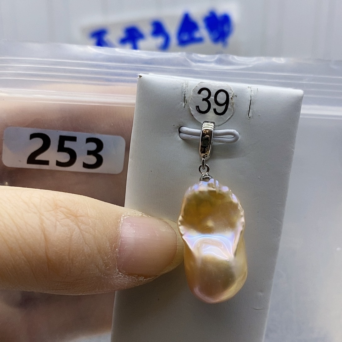 颈饰合金淡水珍珠