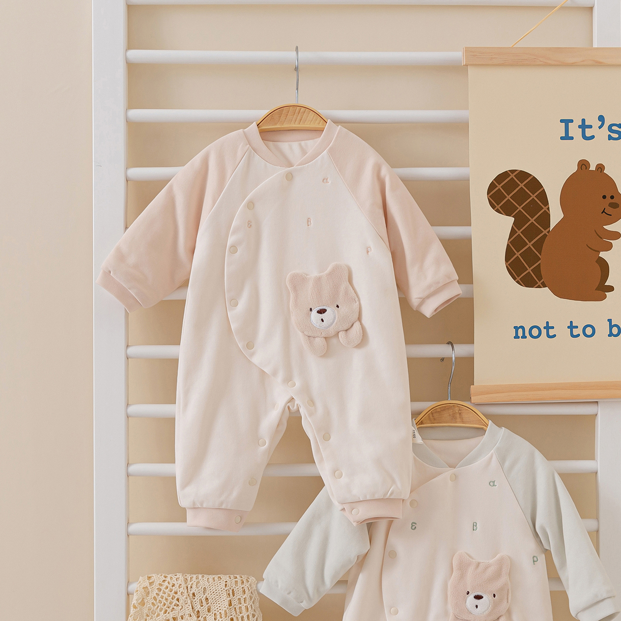 初生婴儿连体衣新生男宝宝棉服秋冬季夹棉外穿哈衣服满月纯棉a类