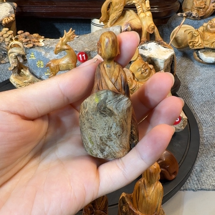 崖柏摆件手把件等