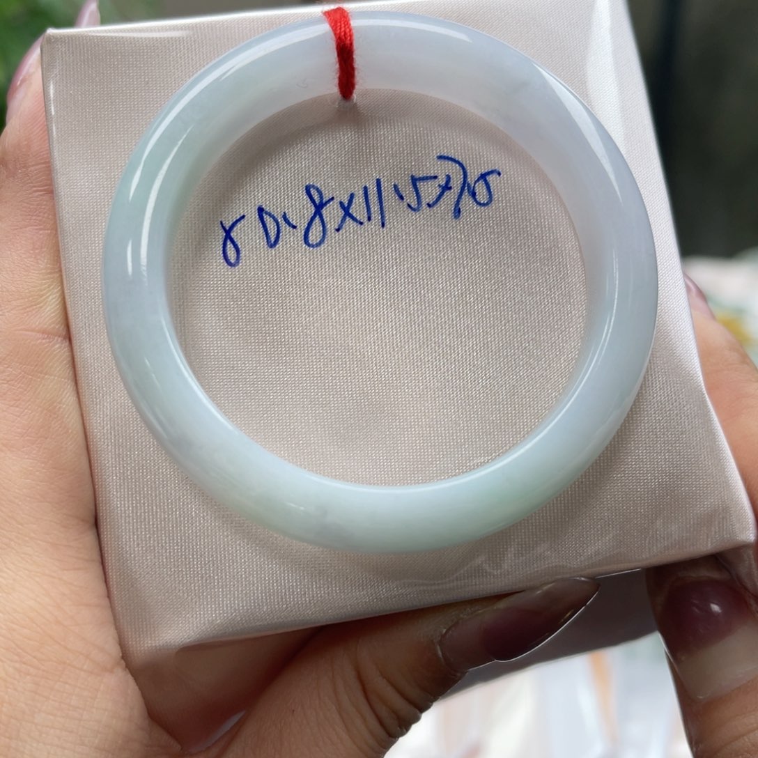 未镶嵌手镯翡翠翡翠