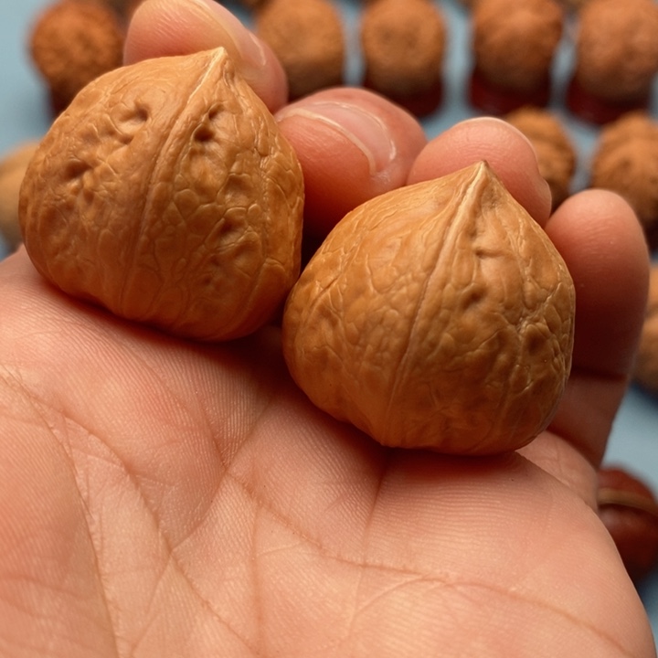 文玩核桃把件精品文玩手捻鬼脸元