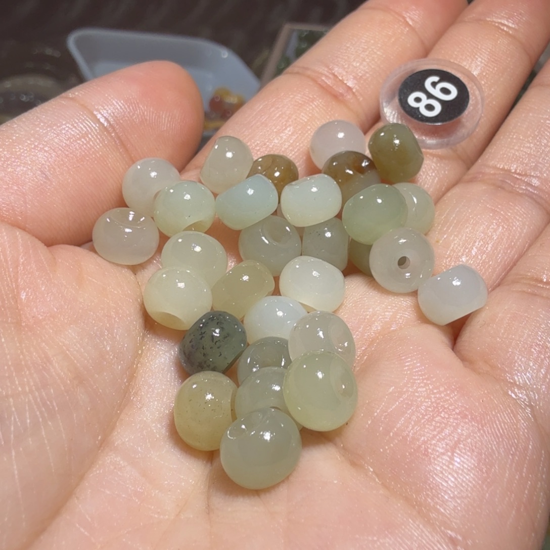 和田玉未镶嵌珠宝奇石