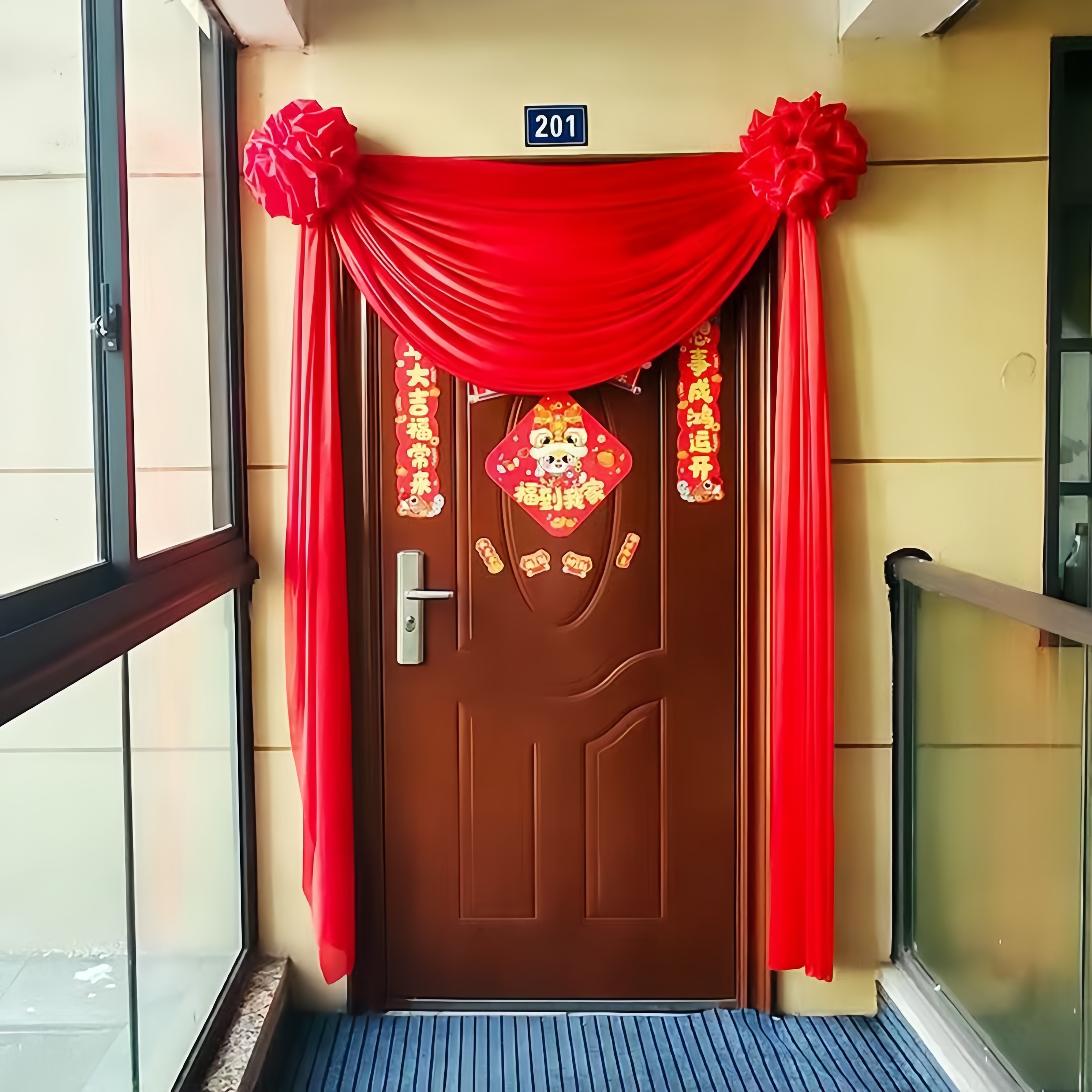 新居乔迁入户大门装饰绸缎红布大红花球婚房装饰