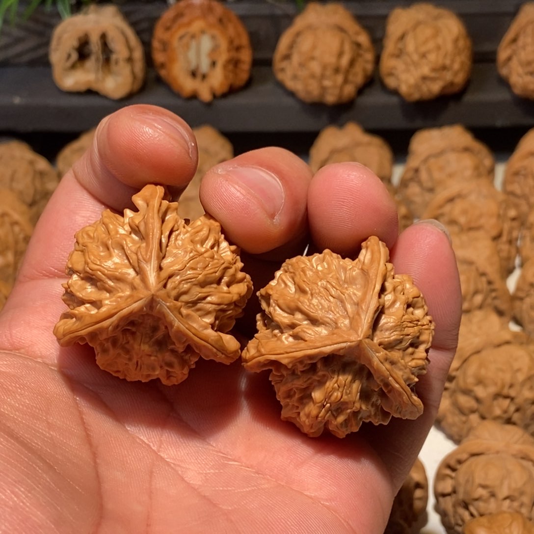 文玩核桃把件b***s盘山38