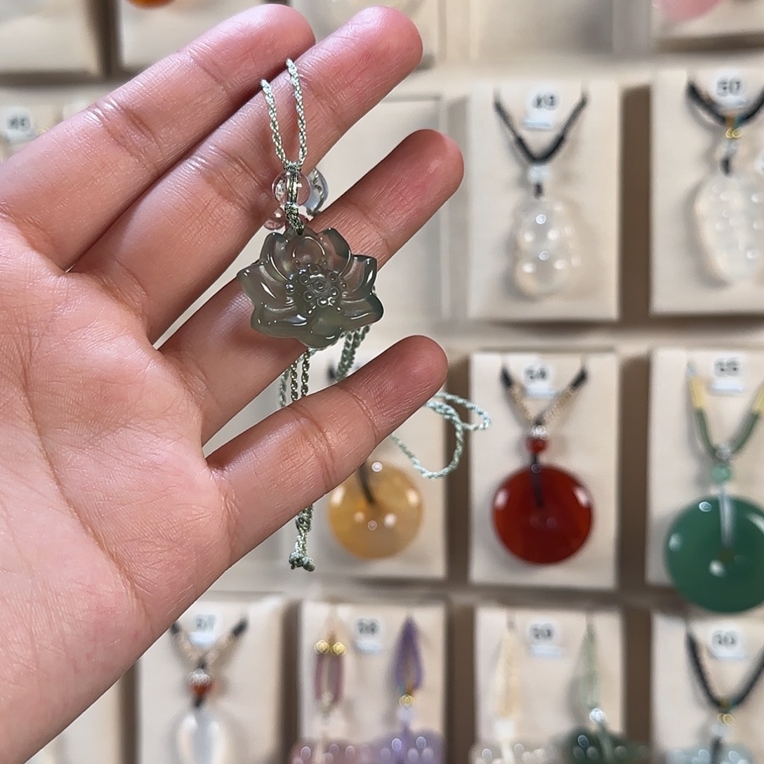 3***℃玛瑙/玉髓未镶嵌颈饰