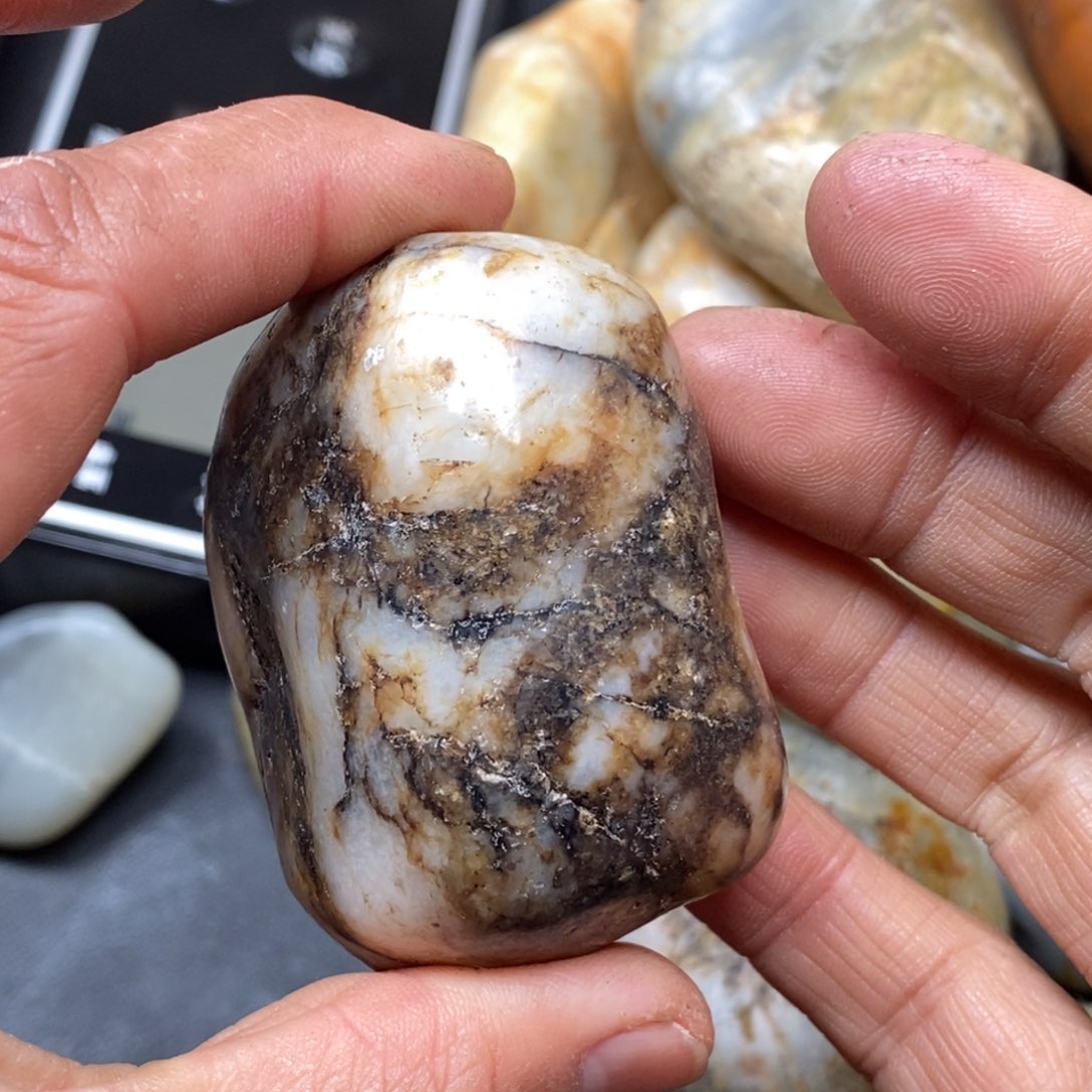 和田玉（糖玉）挂件未镶嵌