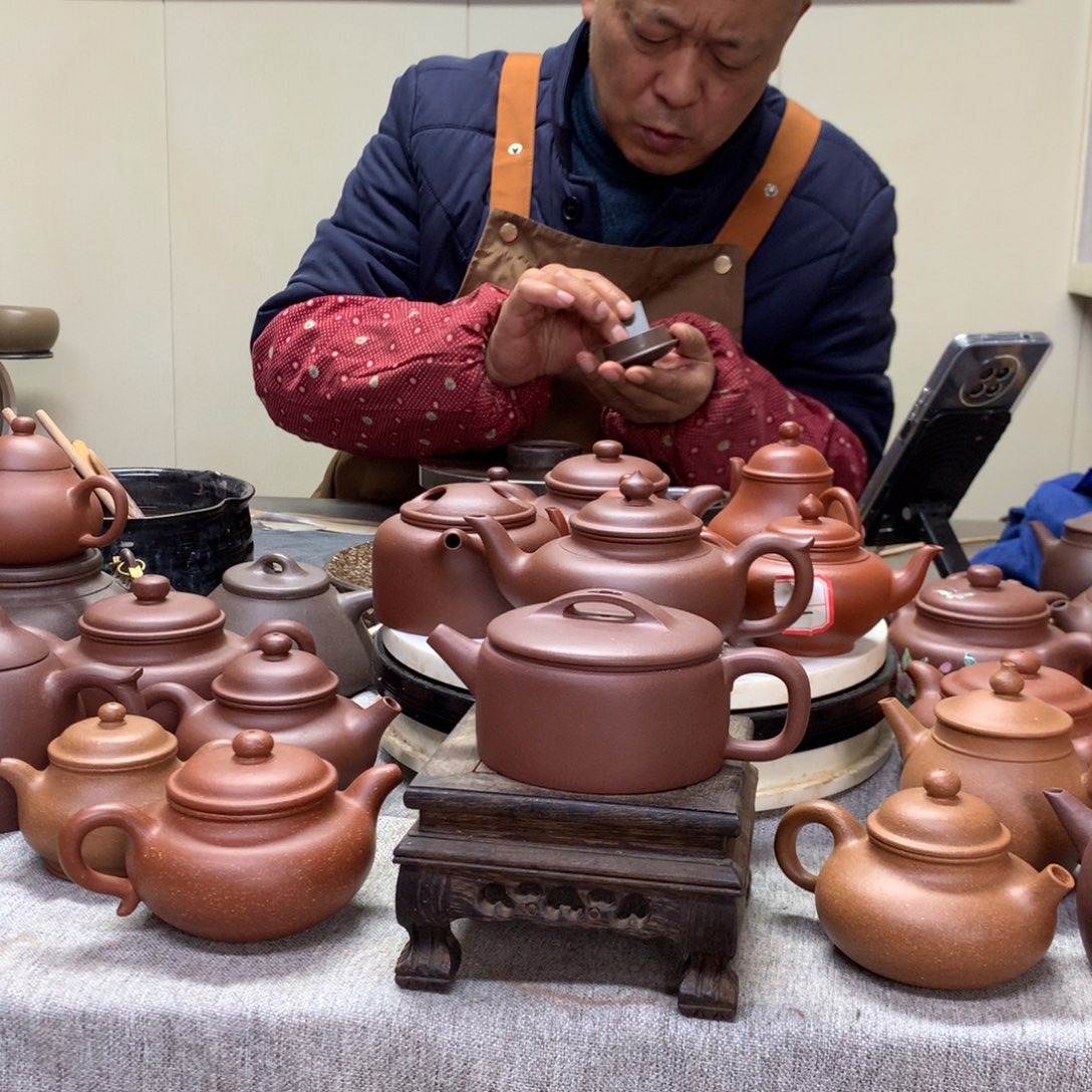 茶壶紫泥平底汉瓦180 C半手工制作