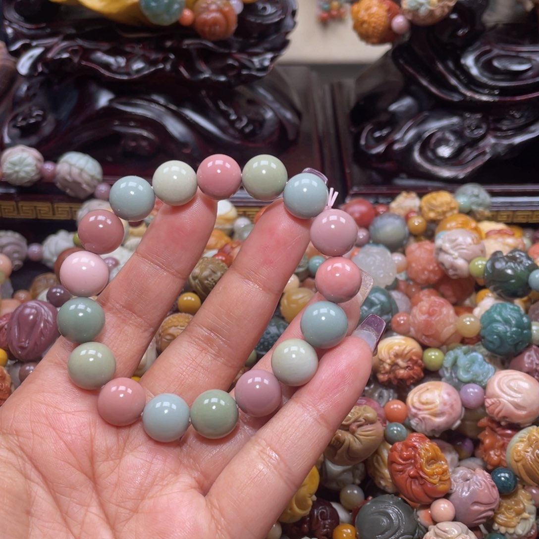 石英质玉手链未镶嵌