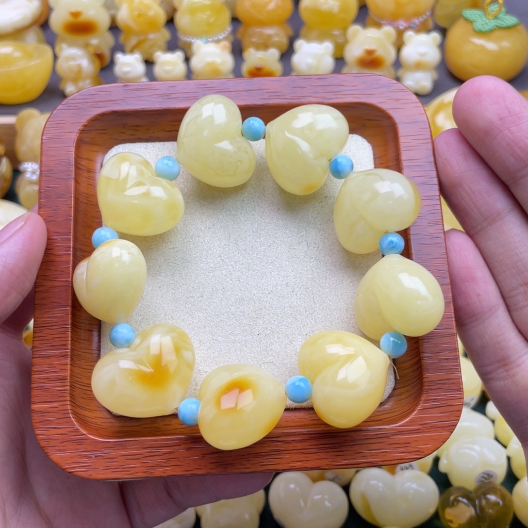 琥珀未镶嵌裸石蜜蜡