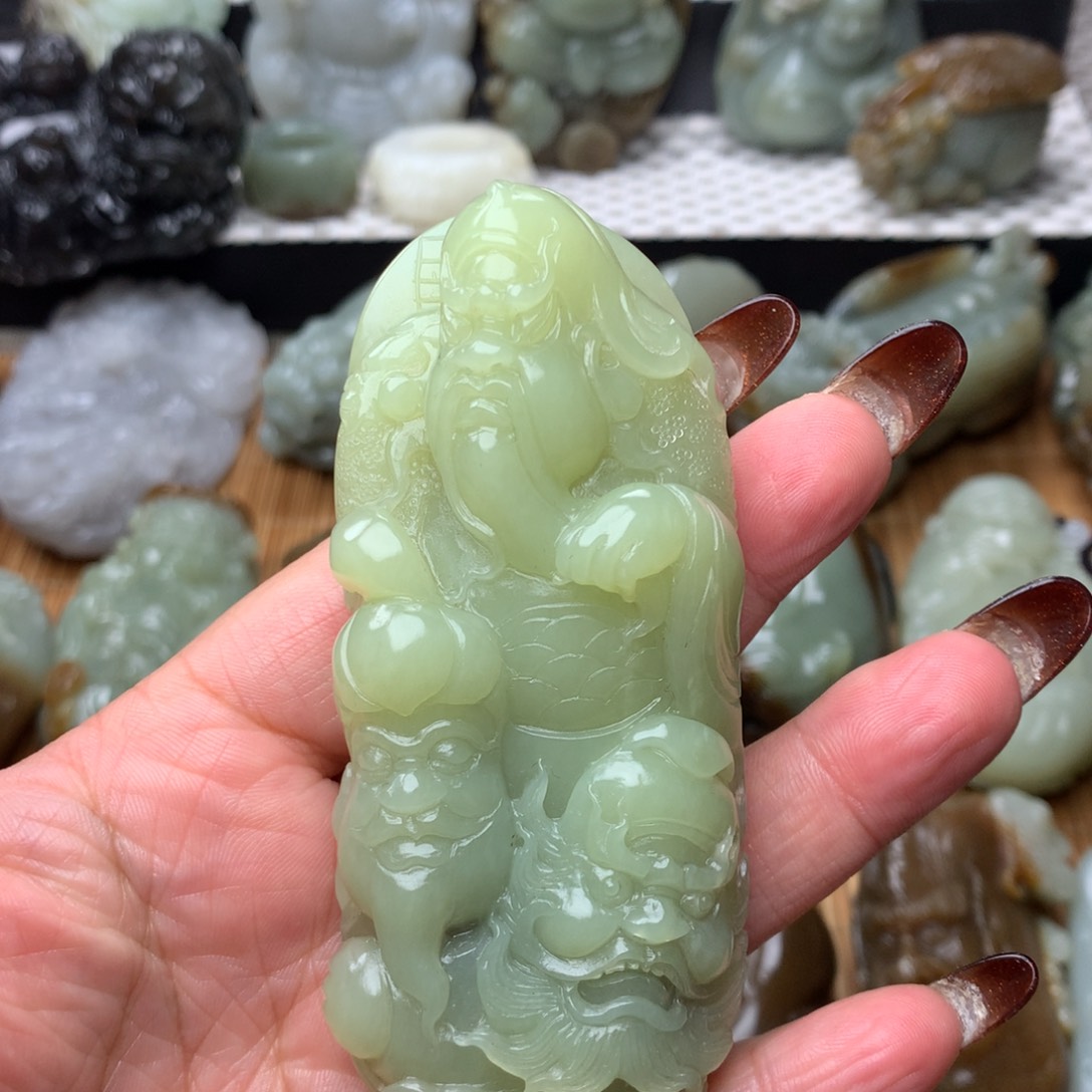 和田玉把件未镶嵌赤*