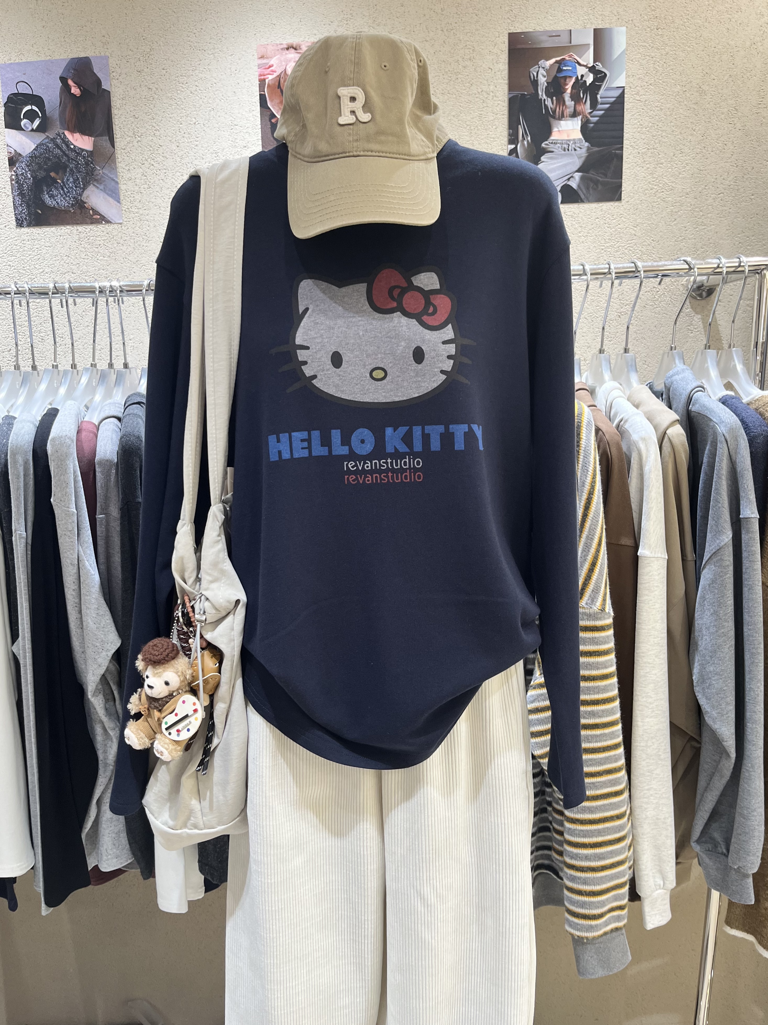 温柔瑶-Eleven-1906-韩系宽松圆领“加绒羊绒”KT卡通长袖