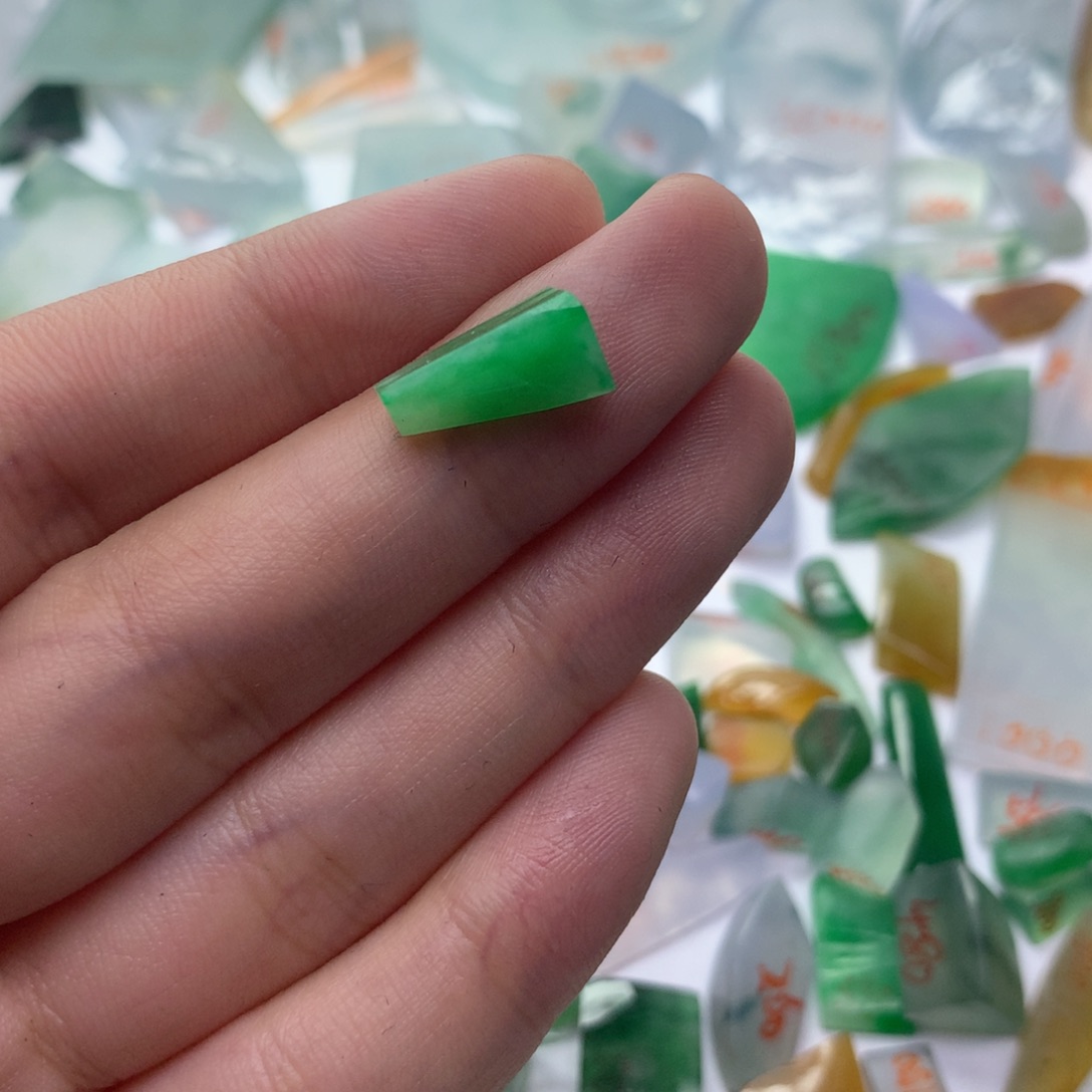 定制翡翠未镶嵌缅甸翡翠原石