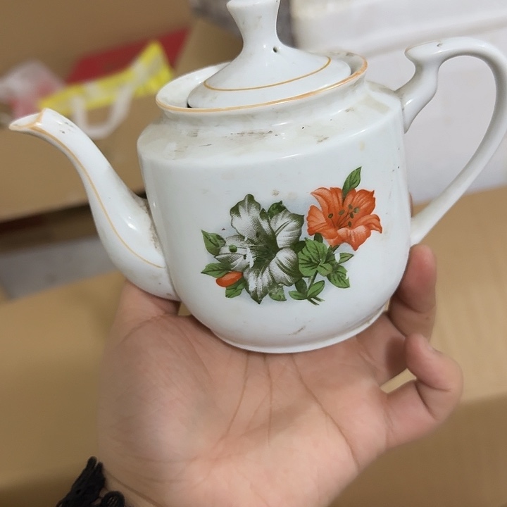 茶盏陶瓷盘子啥都有