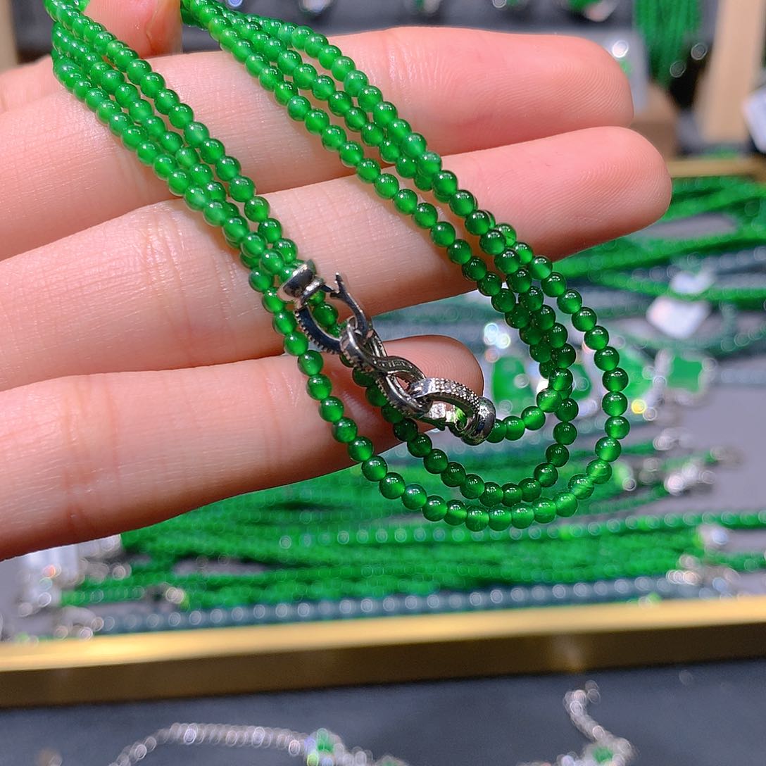 翡翠戒指未镶嵌天然翡翠