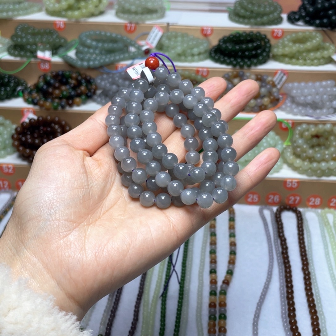 树***酱和田玉未镶嵌颈饰8mm