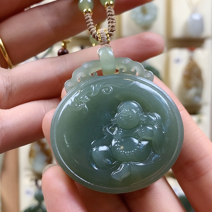 颈饰未镶嵌和田玉