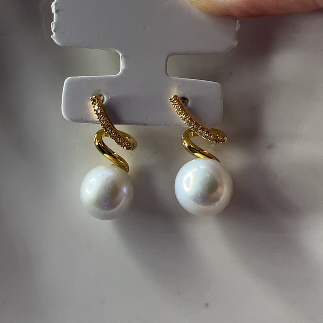 淡水珍珠手绳合金