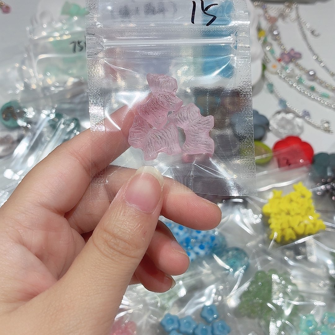 捷克琉璃透粉色小狗