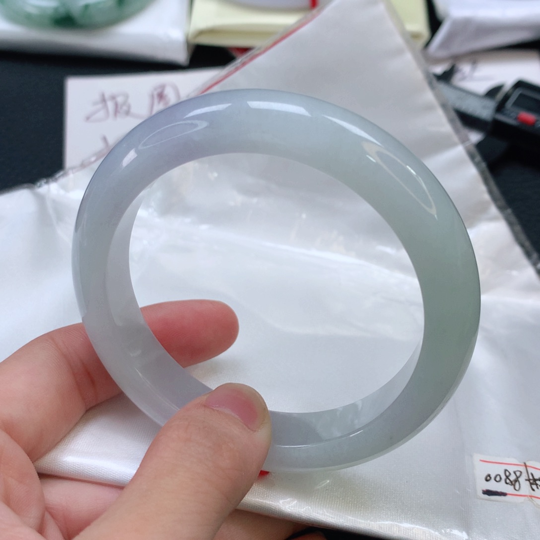 翡翠手镯未镶嵌翡翠手镯56