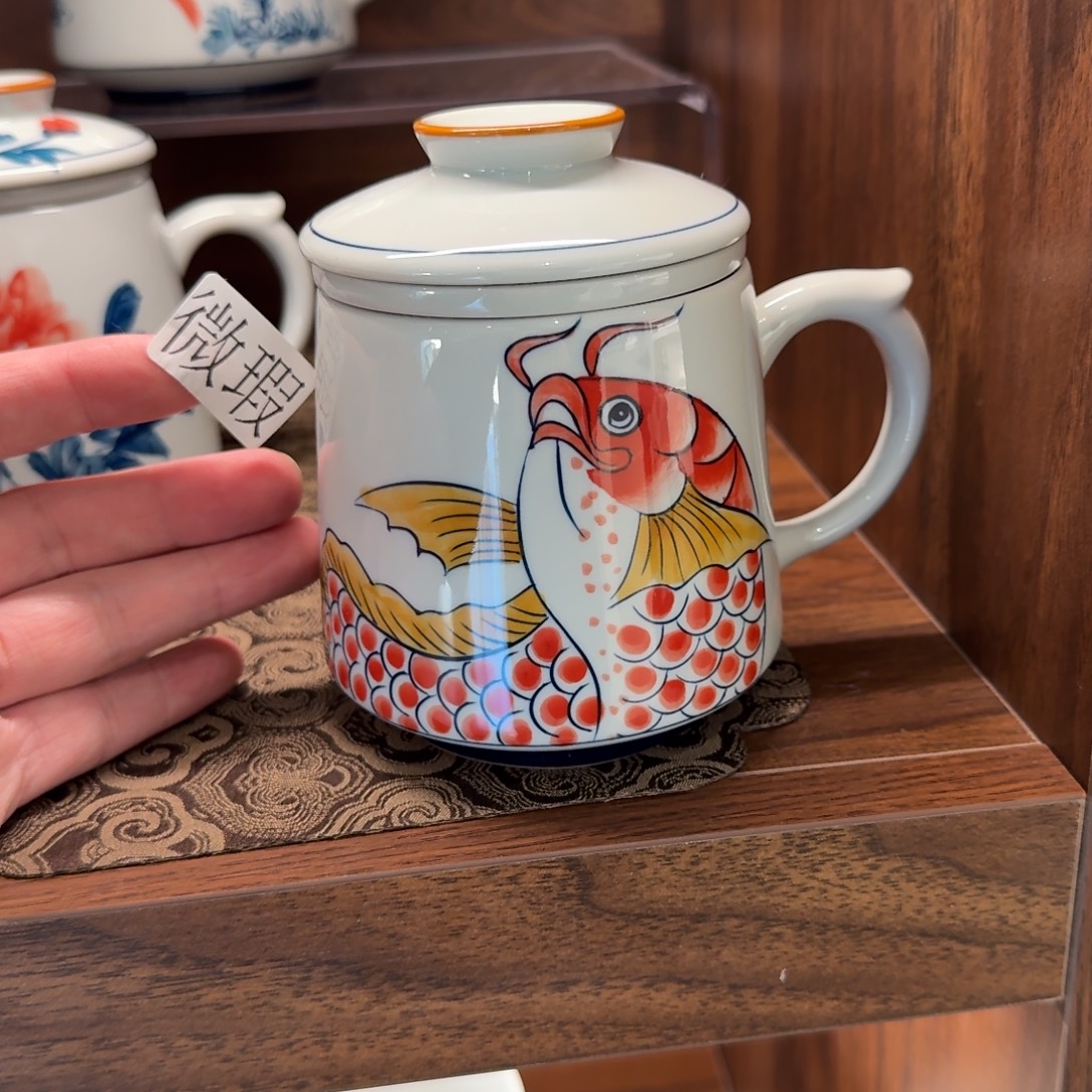 釉下手绘茶具微瑕