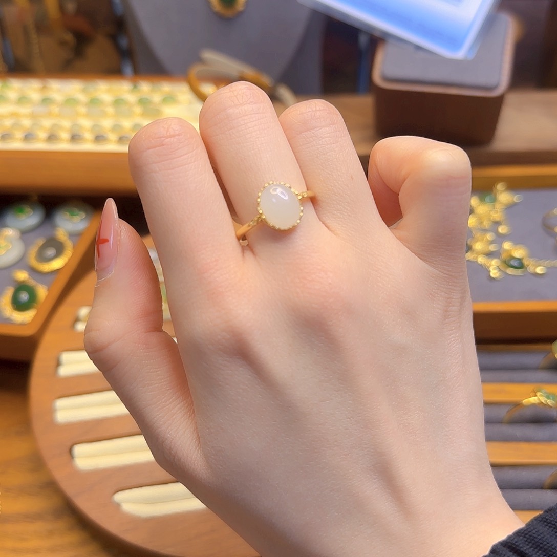 和田玉戒指银S925镀金镶嵌