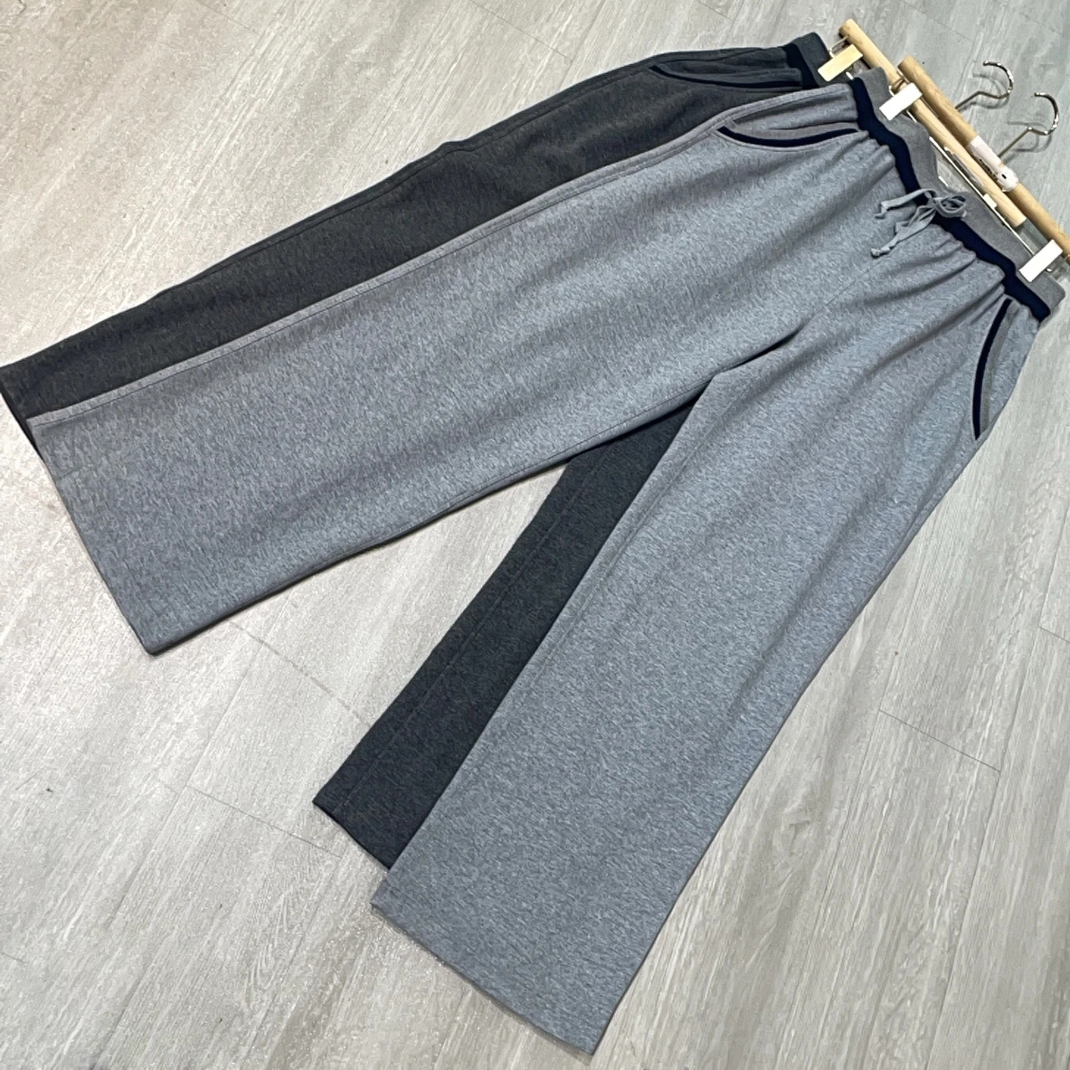 厚款秋冬休闲风阔腿裤百搭垂感拉绳丹巴渡卫裤-木毎533