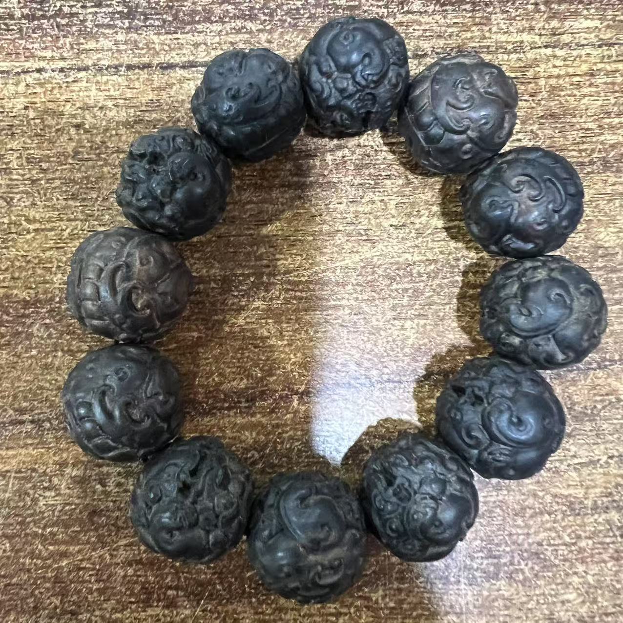 精品神龙木手链丫3655