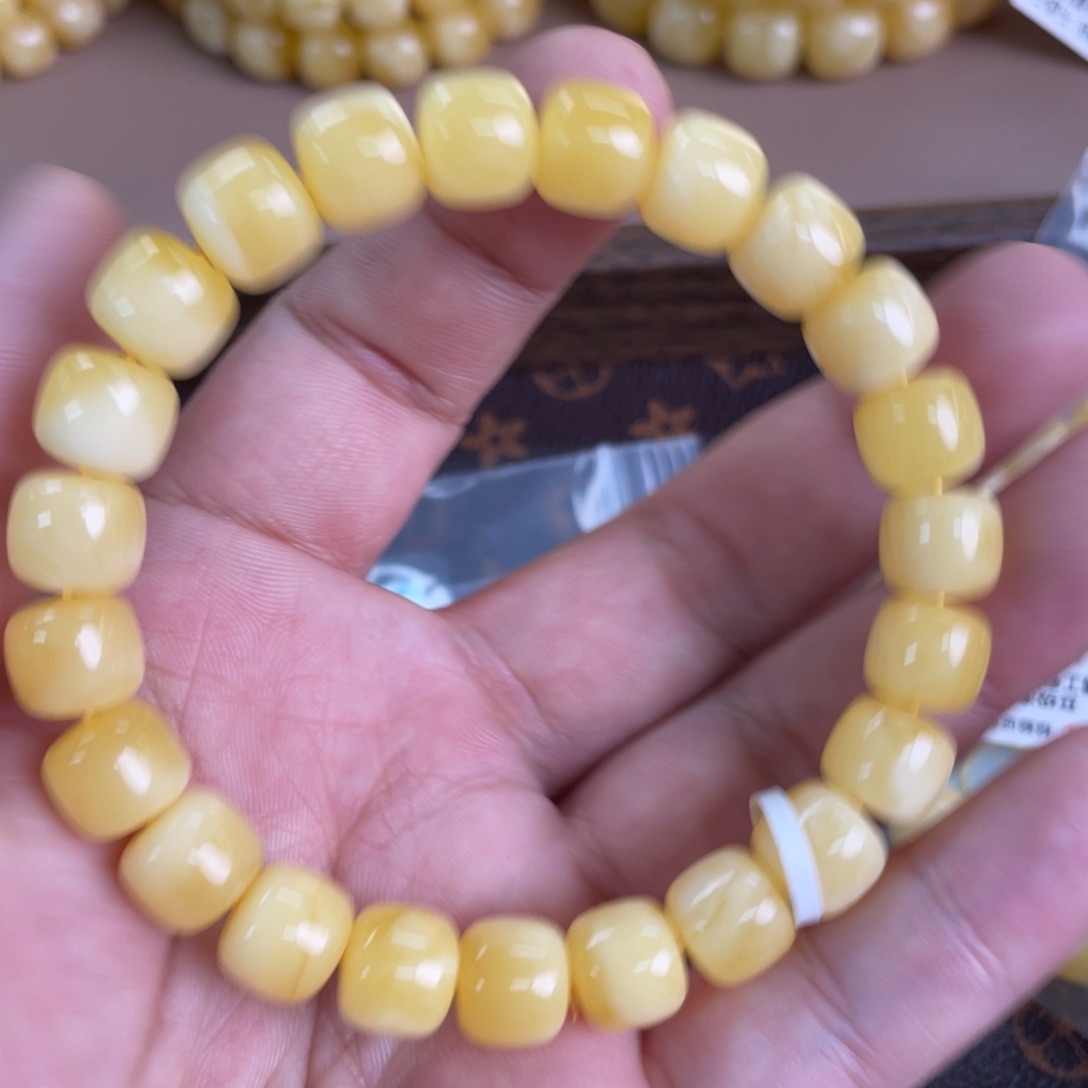 蜜蜡裸石未镶嵌12000000000