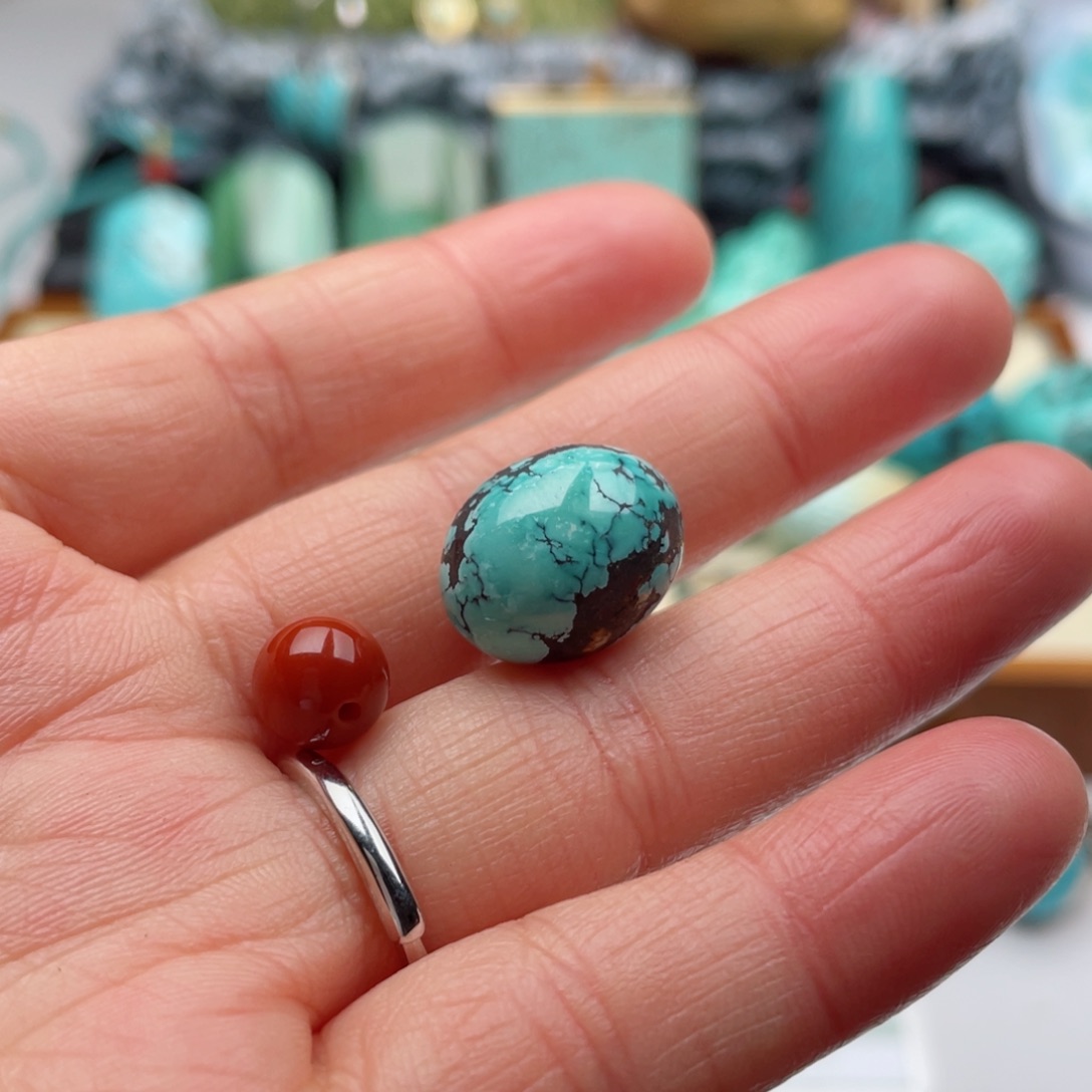 南红玛瑙配饰未镶嵌