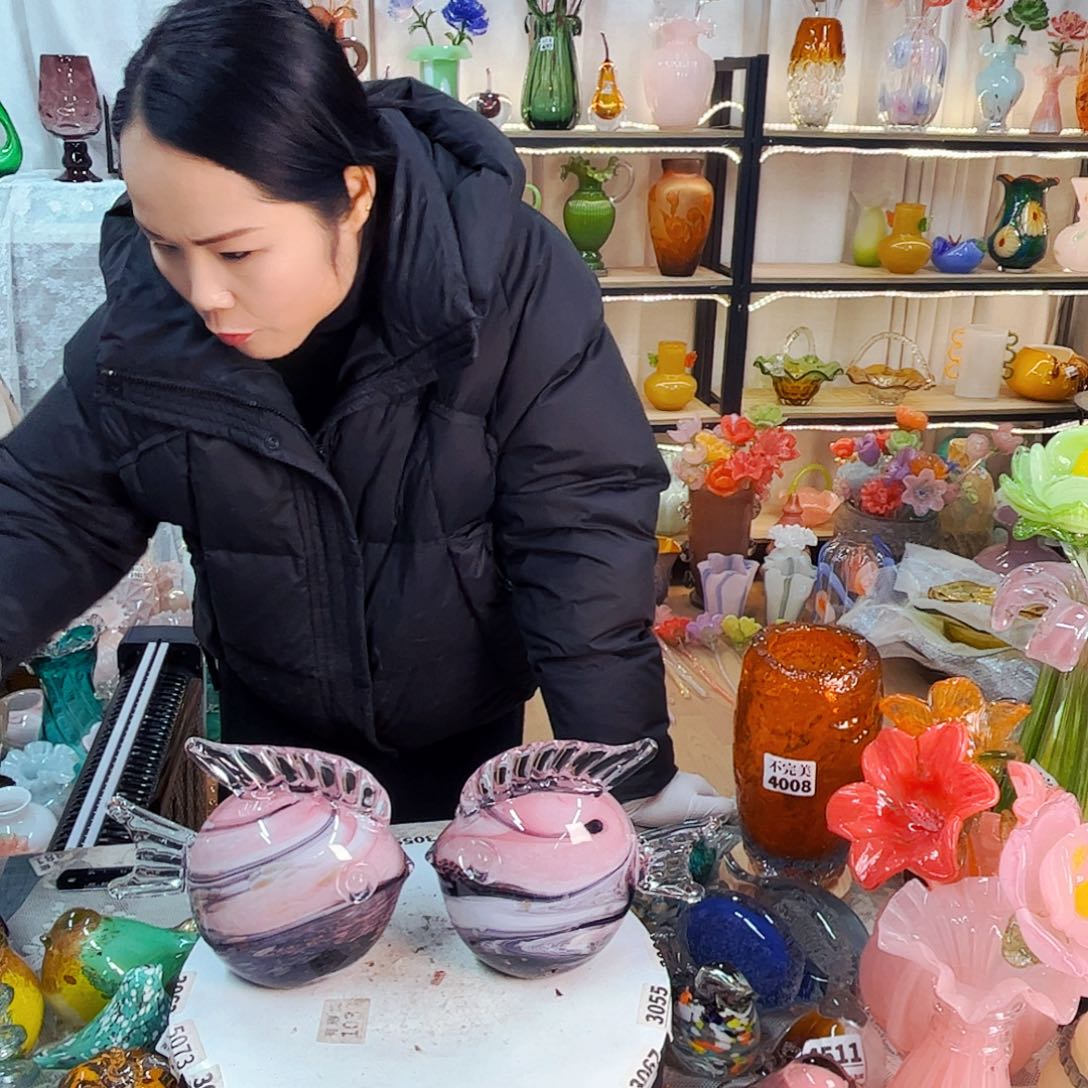 一对鱼家悦美居琉璃摆件