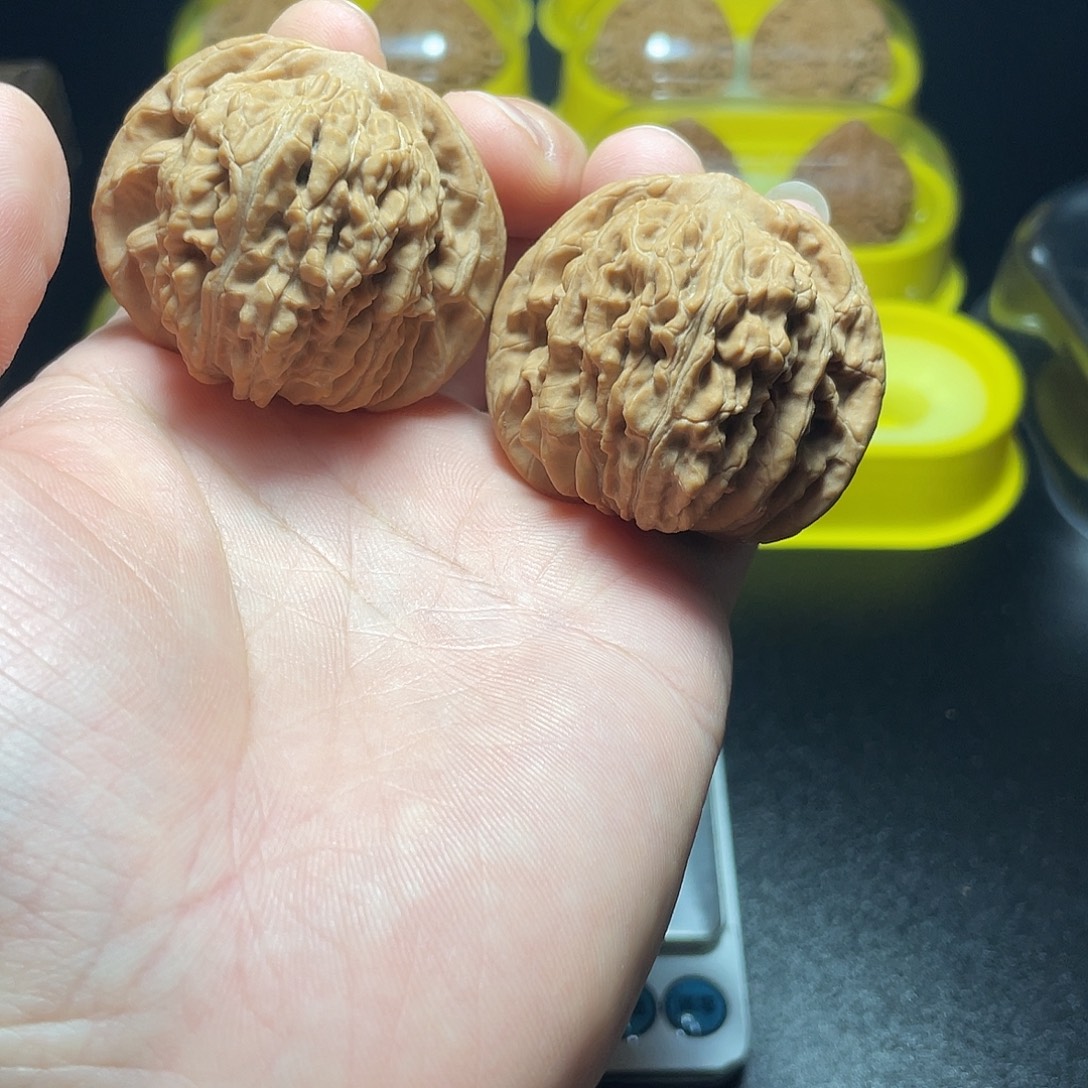 销***迹把件文玩核桃46尺四座楼