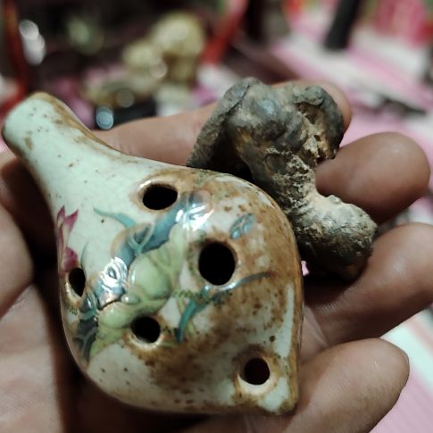 黄***紫民俗物件铁器摆件