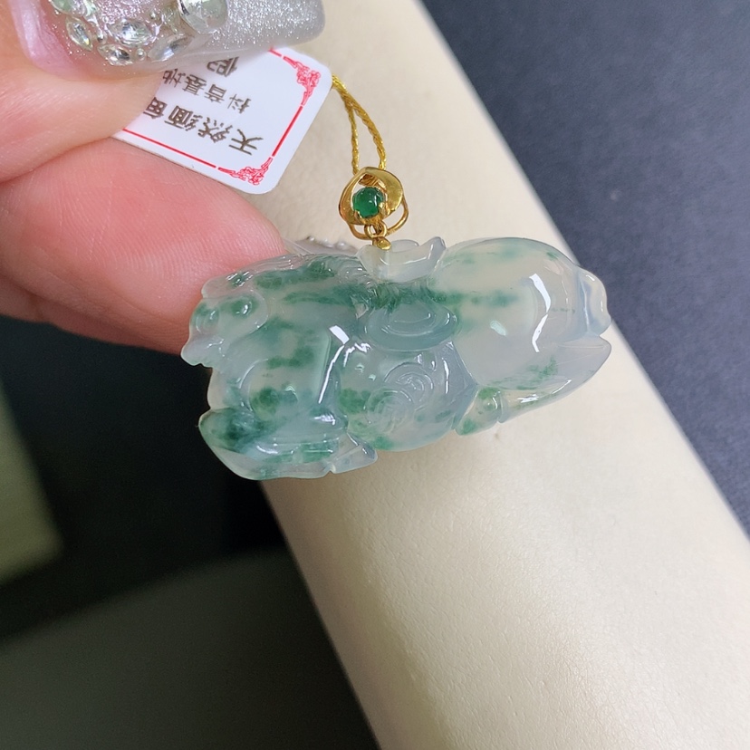 【闪购商品】翡翠颈饰18K金镶嵌唐马
