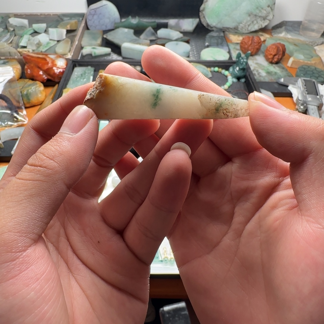 定制翡翠未镶嵌材料