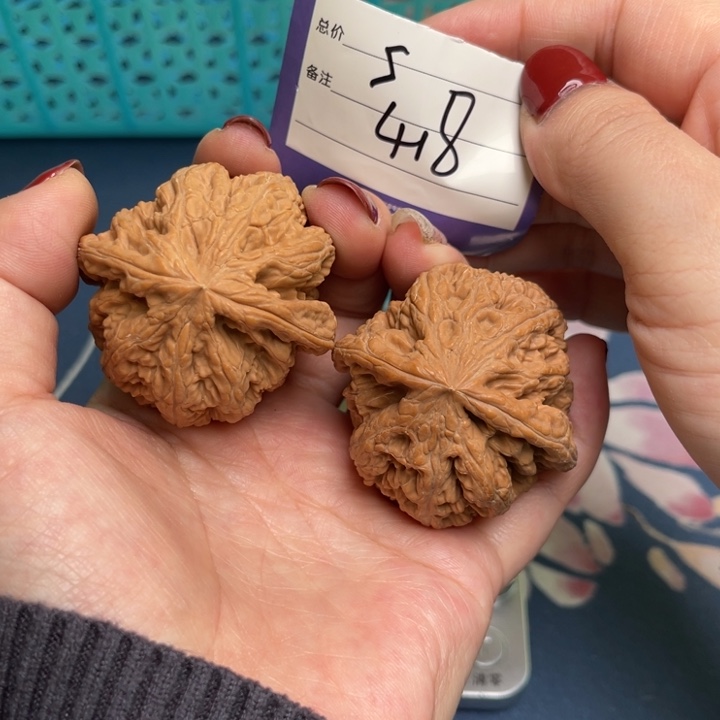 文玩核桃把件粗筋46