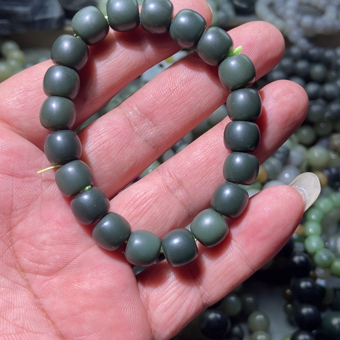 和田玉手链未镶嵌