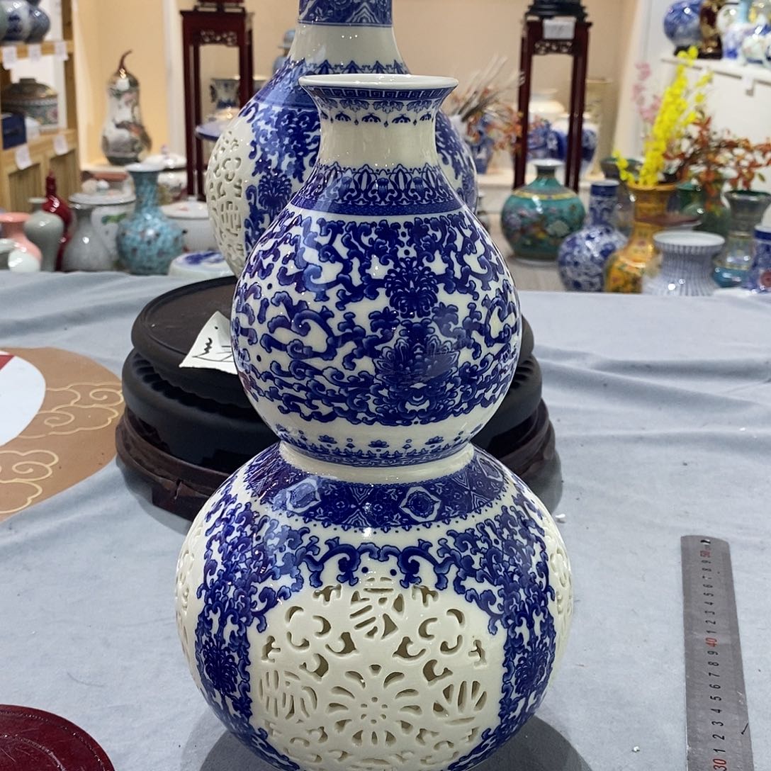 摆件陶28.5cm青花镂空葫芦
