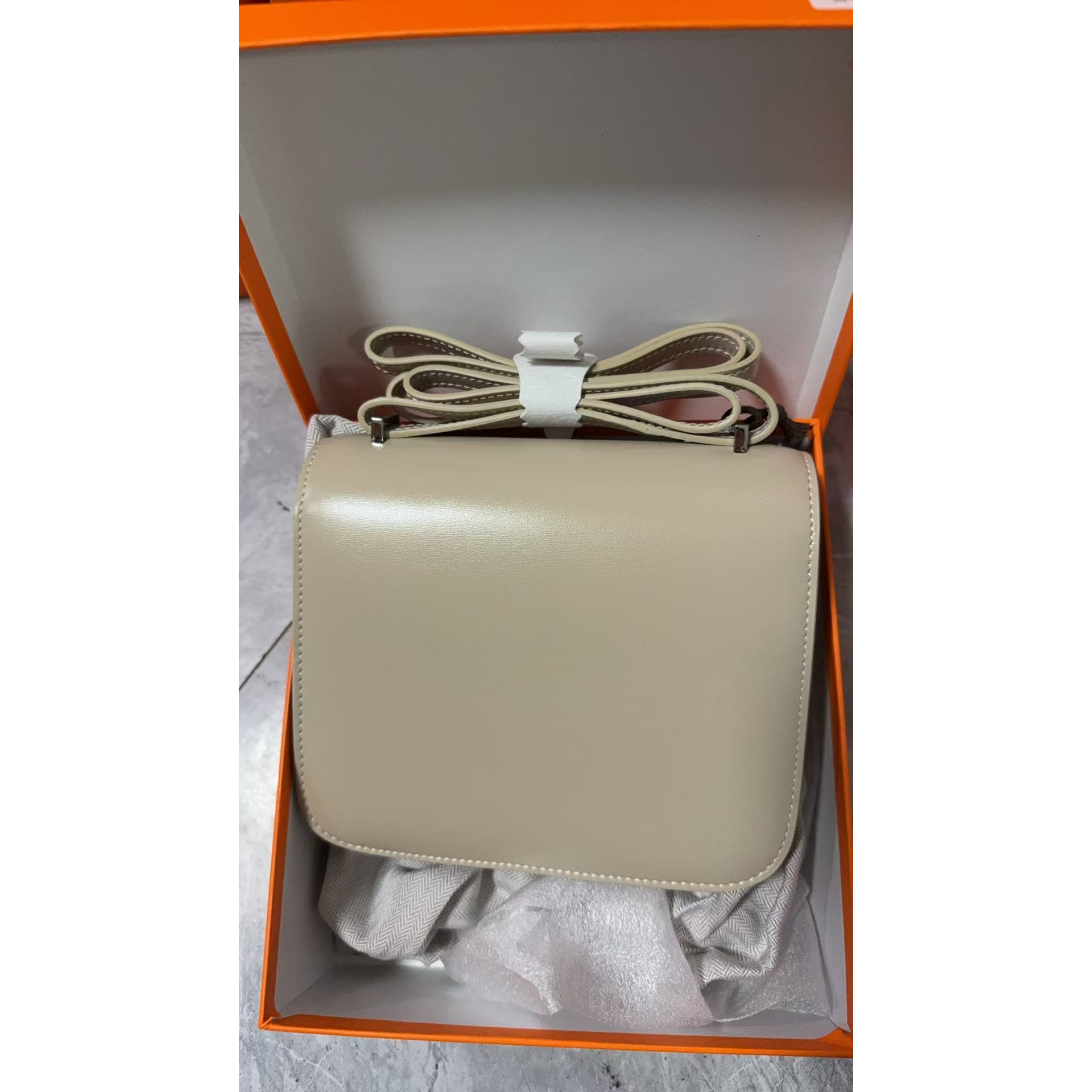 19KJ杏色【孤品微瑕】新款时尚轻奢百搭气质女包