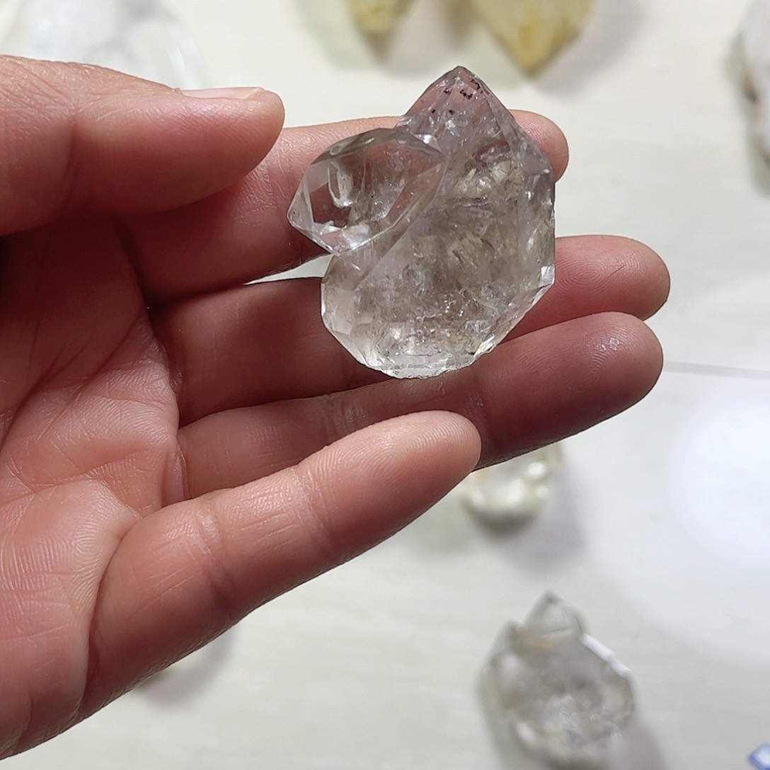 水晶天然水晶原石未镶嵌k****t