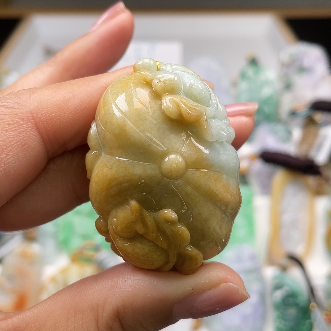 翡翠吊坠(不含链)未镶嵌