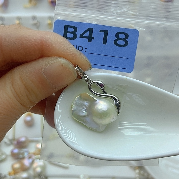 淡水珍珠颈饰未镶嵌