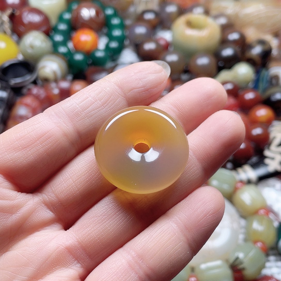 玛瑙/玉髓挂件未镶嵌