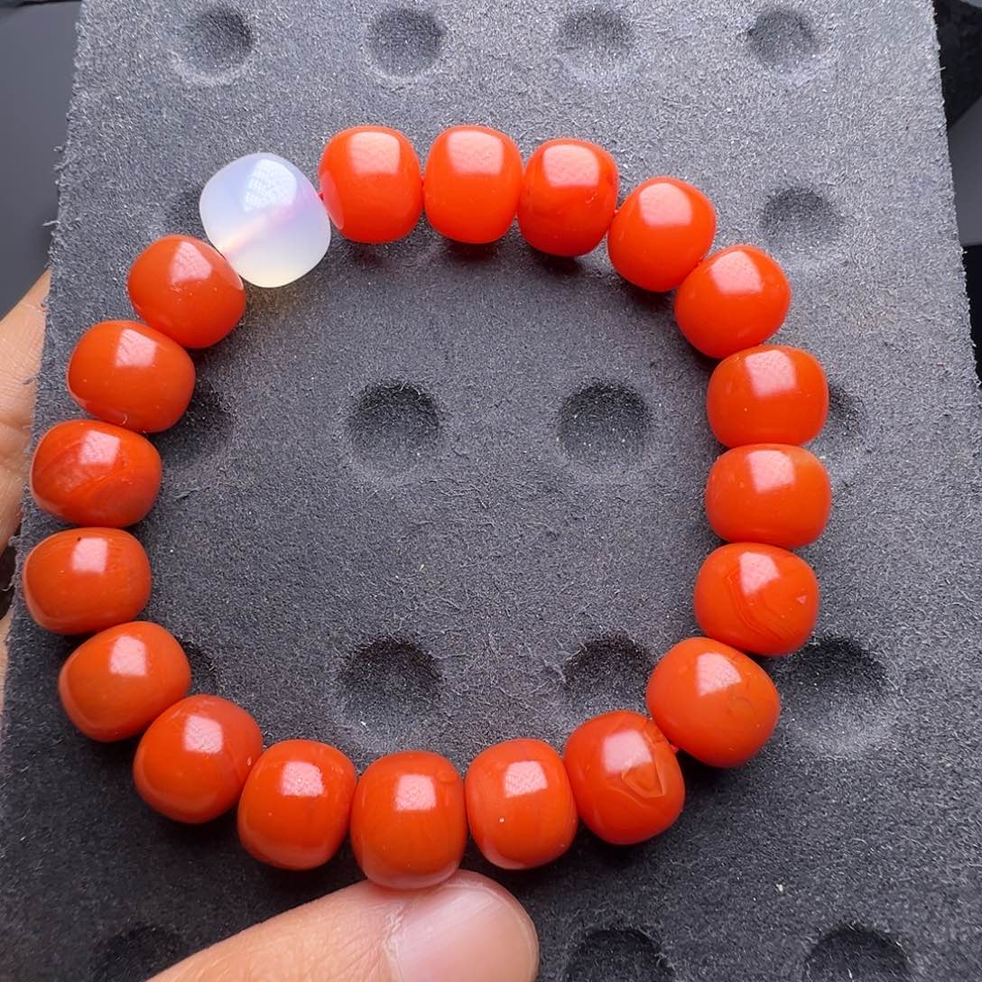 南红玛瑙未镶嵌手链