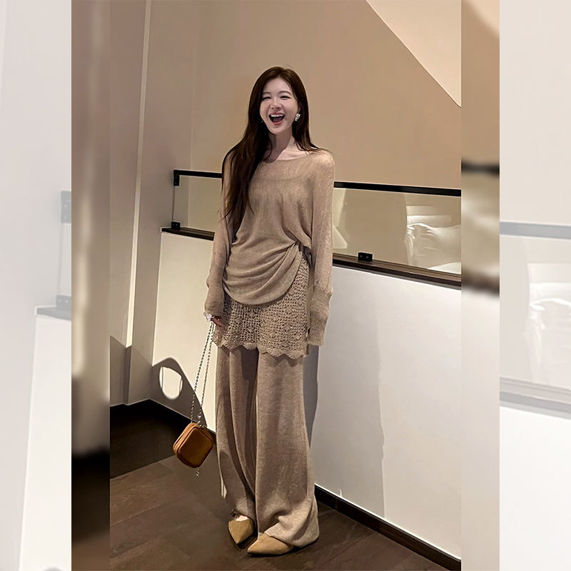 小众炸街高级感轻奢一整套入冬穿搭干练总裁蕾丝镂空针织衫三件套