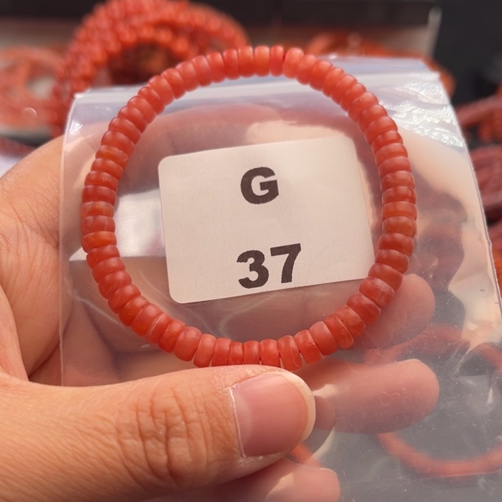 南红玛瑙未镶嵌多样性发货默认微瑕称重6mm