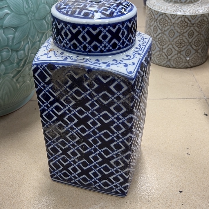 瓷片瑕疵陶瓷。。。。。。丝