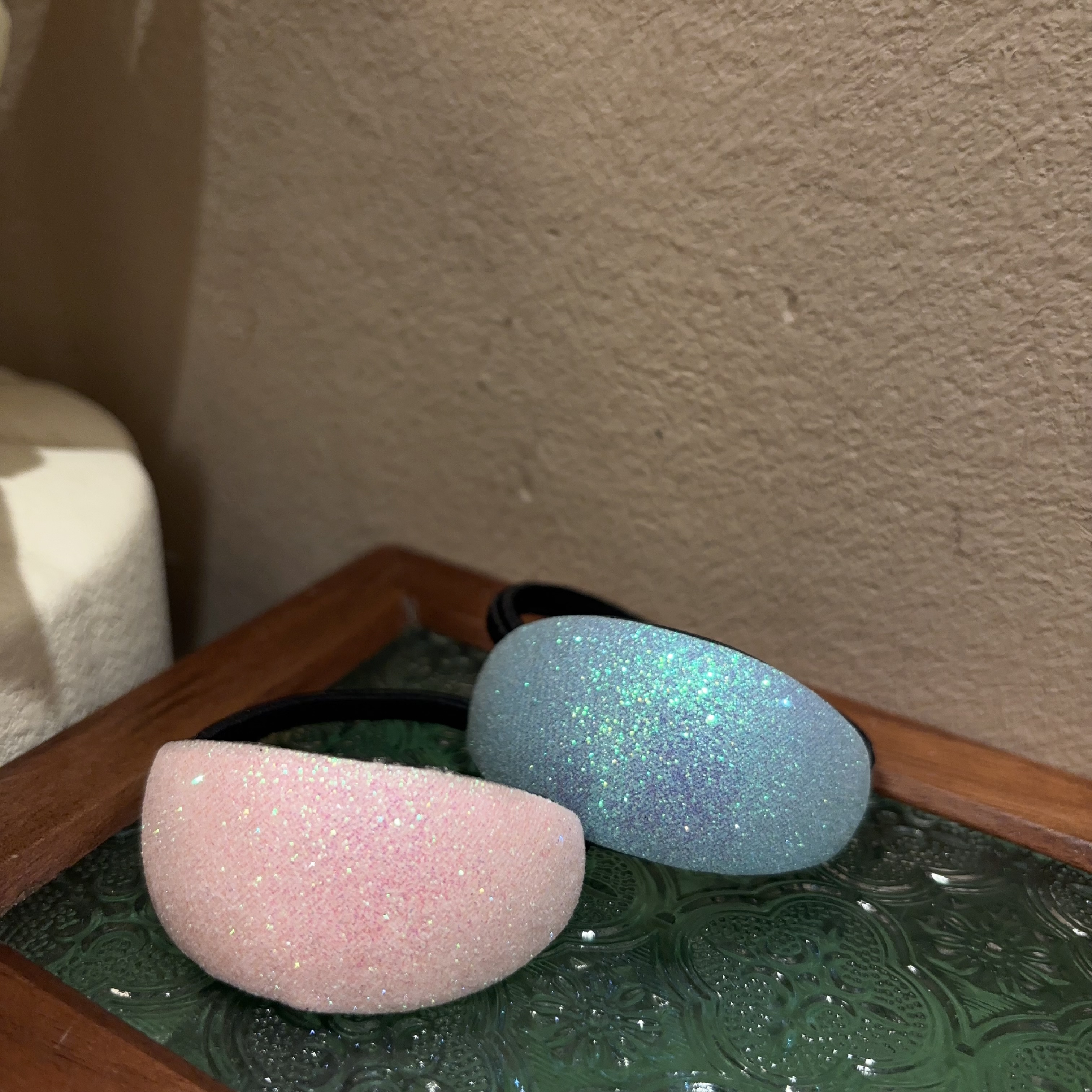 质感细闪椭形弧扣发圈T79