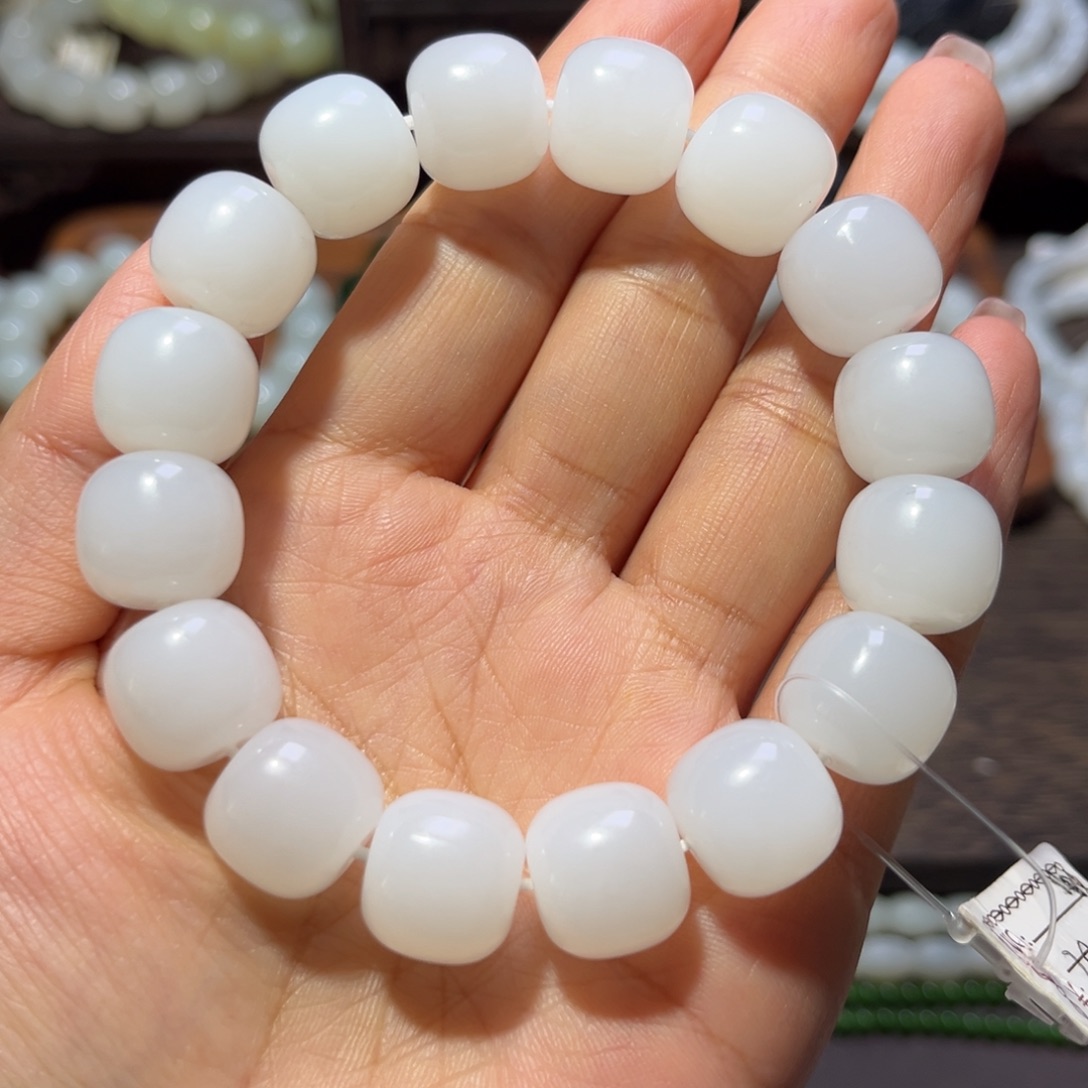 和田玉未镶嵌手链