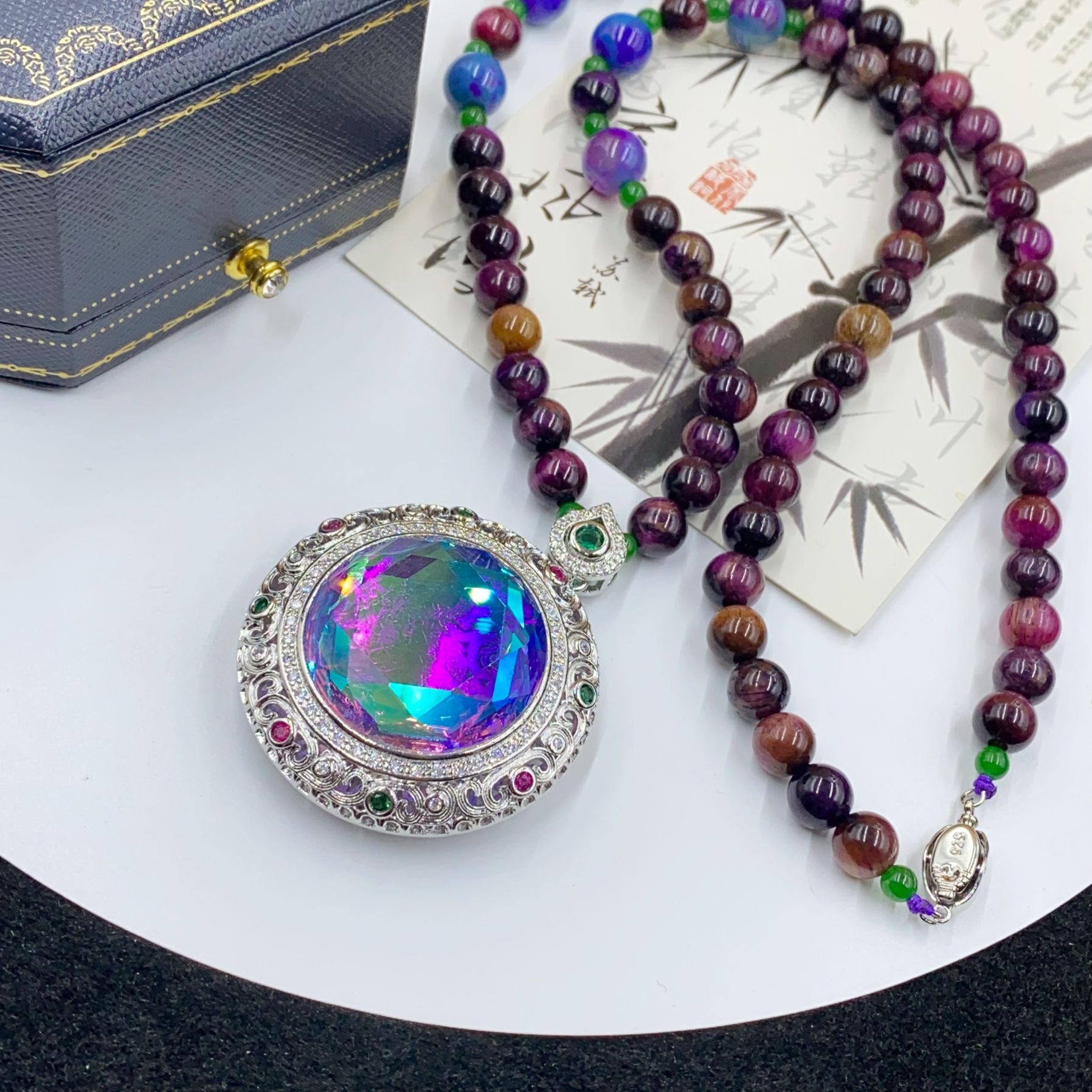 4006  七彩吊坠项链多样性发货