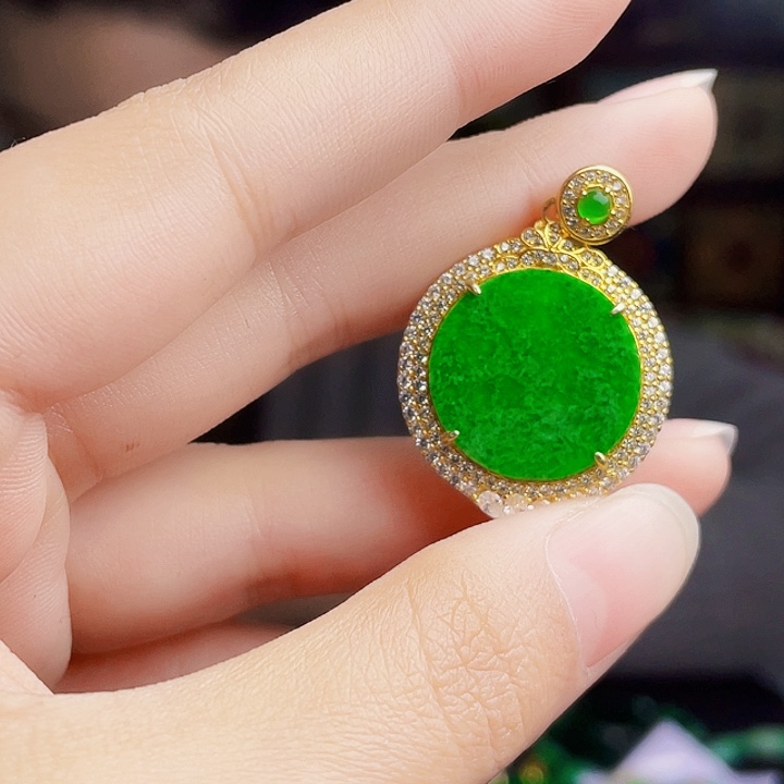 翡翠银S925镶嵌颈饰多样性